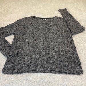 Croft & Barrow Women's Charcoal and white Sweater SIZE XL V- NECK